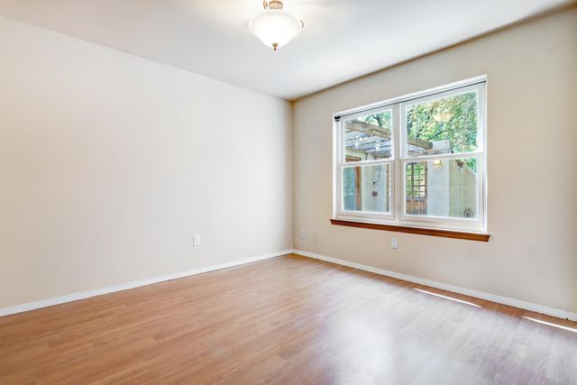 31 Mangham Court, Peralta, NM 87042