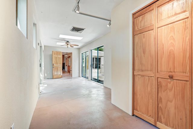 31 Mangham Court, Peralta, NM 87042