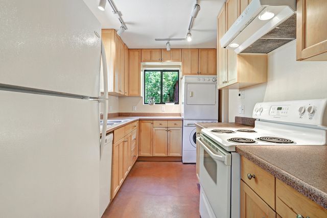 31 Mangham Court, Peralta, NM 87042