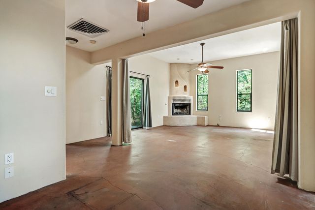 31 Mangham Court, Peralta, NM 87042