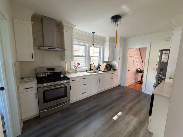 296E 6TH ST, Clifton, NJ 07011