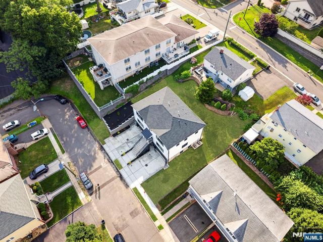 85-87B Echo, Elmwood Park, NJ 07407