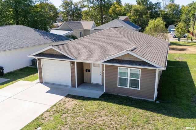 504 S MECHANIC Street, Marion, IL 62959