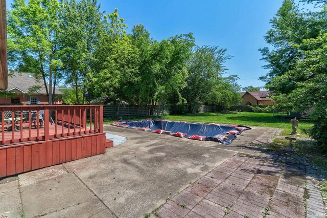 1016 S Lombard Avenue, Evansville, IN 47714