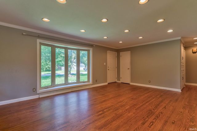 1016 S Lombard Avenue, Evansville, IN 47714