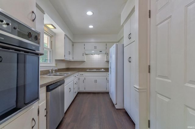 1016 S Lombard Avenue, Evansville, IN 47714
