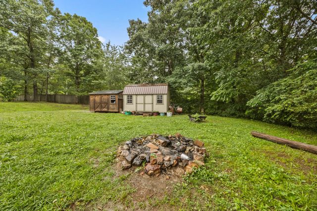908 Bear Cub Run, Centerville, TN 37033