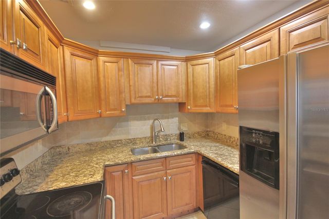 4805 RILMA AVENUE 106, Sarasota, FL 34234