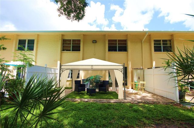 4805 RILMA AVENUE 106, Sarasota, FL 34234