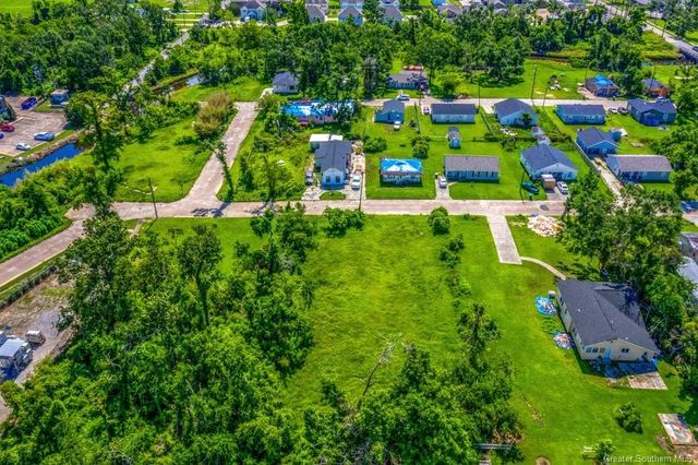 Madison Street, Lake Charles, LA 70601