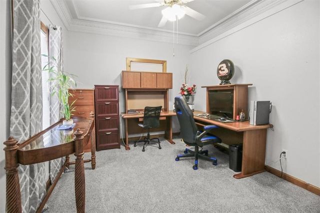 207 W 23rd Street, Independence, MO 64055