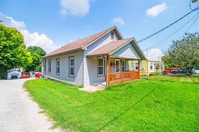 207 W 23rd Street, Independence, MO 64055