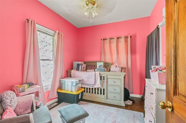 207 W 23rd Street, Independence, MO 64055