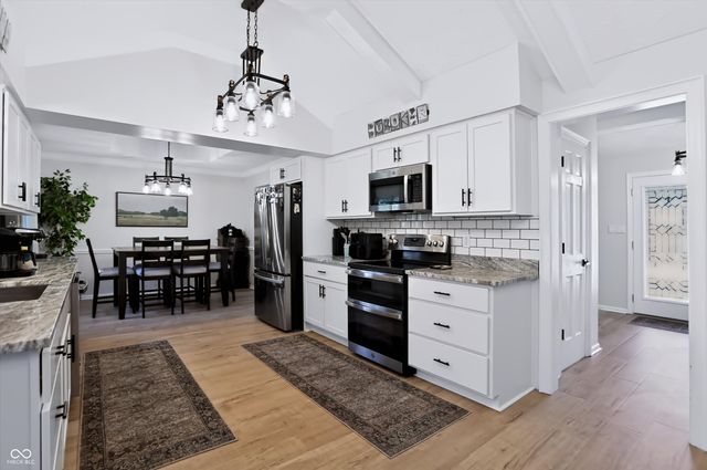 3185 Fairway Court, Greenwood, IN 46143