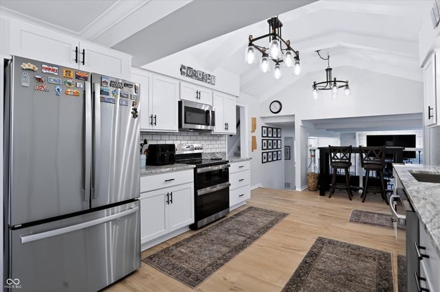 3185 Fairway Court, Greenwood, IN 46143