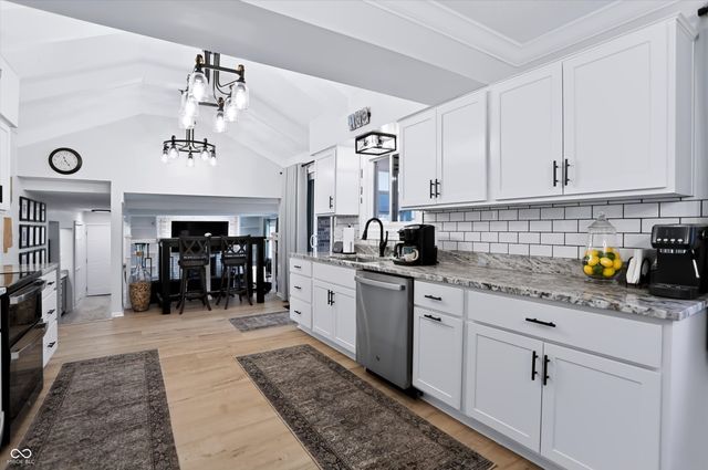 3185 Fairway Court, Greenwood, IN 46143