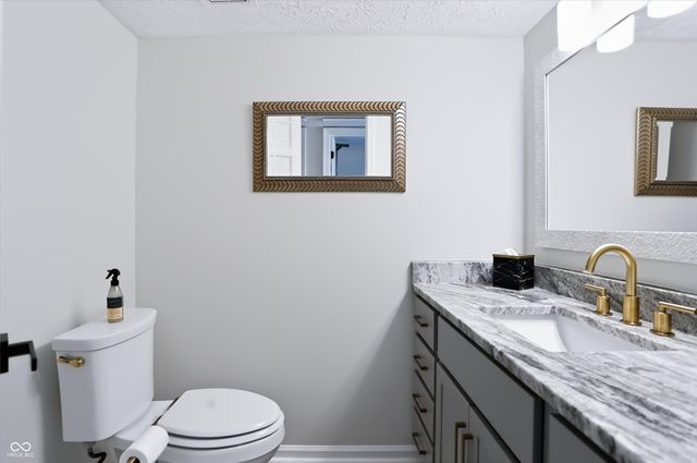 3185 Fairway Court, Greenwood, IN 46143