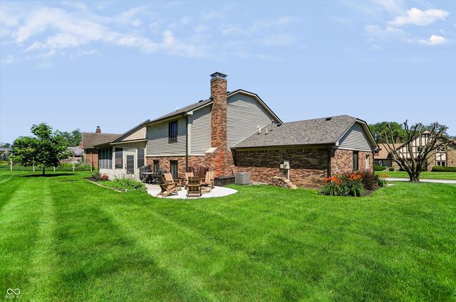 3185 Fairway Court, Greenwood, IN 46143