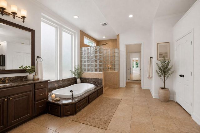 7242 Lake Paloma Trail, The Woodlands, TX 77389