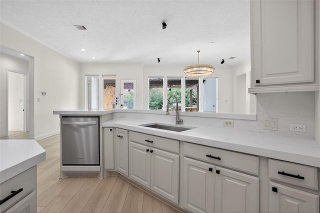 7242 Lake Paloma Trail, The Woodlands, TX 77389
