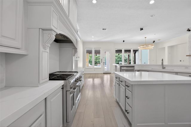7242 Lake Paloma Trail, The Woodlands, TX 77389