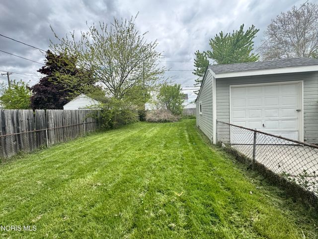 4240 Burnham Avenue, Toledo, OH 43612