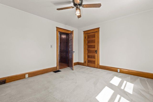 1113 N STATE STREET, Appleton, WI 54915