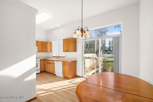 7047 N Joanna DR, Coeur D'alene, ID 83815