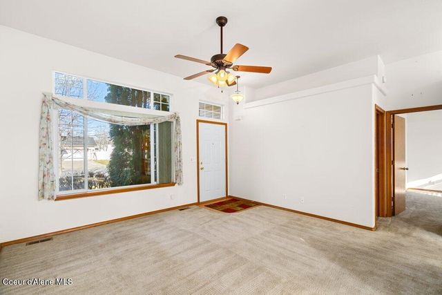 7047 N Joanna DR, Coeur D'alene, ID 83815