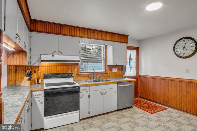 1158 PINE RD, Carlisle, PA 17015