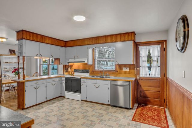 1158 PINE RD, Carlisle, PA 17015