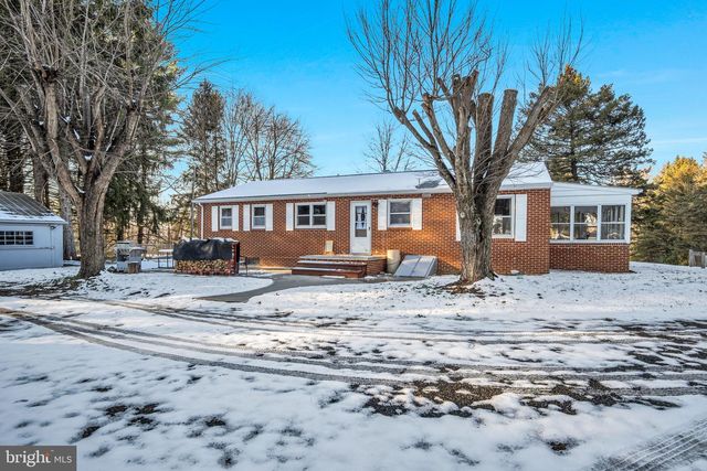 1158 PINE RD, Carlisle, PA 17015