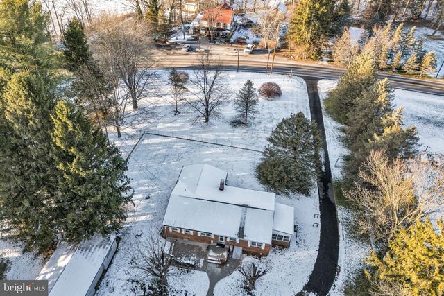 1158 PINE RD, Carlisle, PA 17015