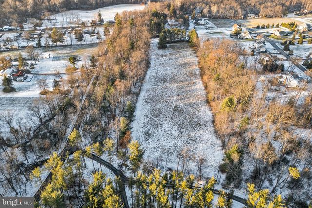 1158 PINE RD, Carlisle, PA 17015