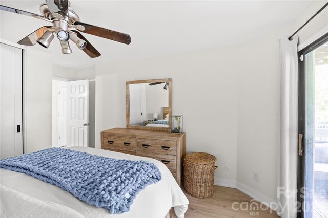 433 W 8th Street 68, Charlotte, NC 28202