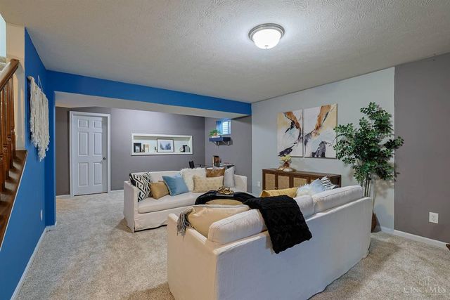 1919 Washburn Street, Cincinnati, OH 45223