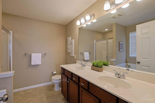 1919 Washburn Street, Cincinnati, OH 45223