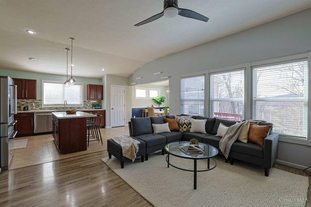 1919 Washburn Street, Cincinnati, OH 45223