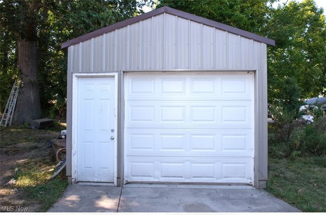 531 Audrey Lane, Struthers, OH 44471