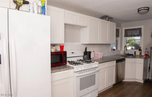 531 Audrey Lane, Struthers, OH 44471