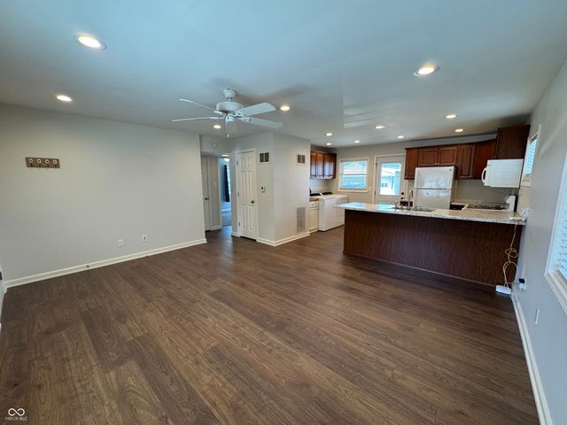 1960 Maple Avenue, Noblesville, IN 46060