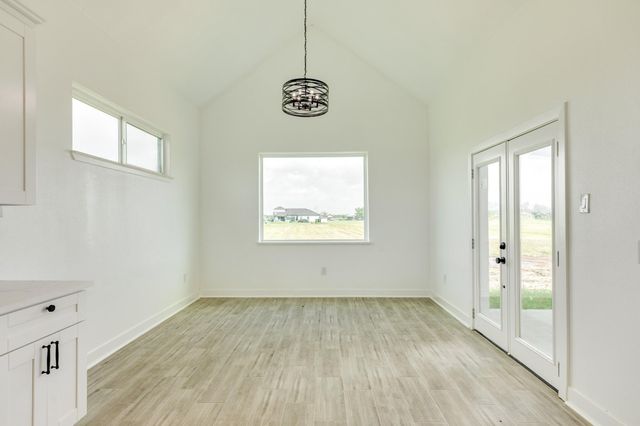 302 Colt Trail, Angleton, TX 77515