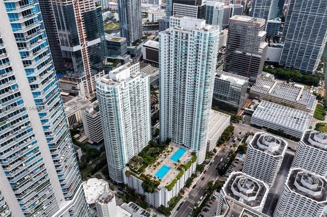 951 Brickell Ave 801, Miami, FL 33131