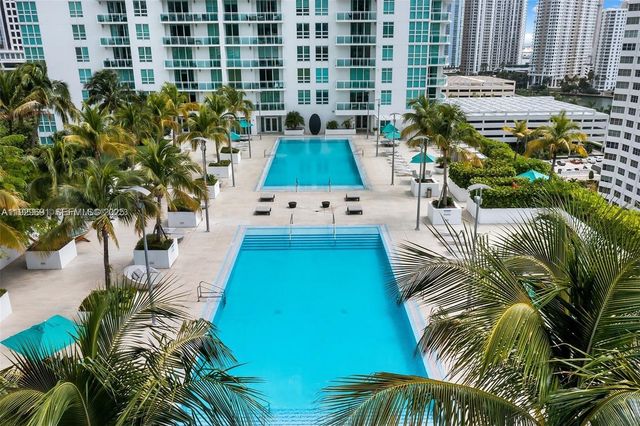 951 Brickell Ave 801, Miami, FL 33131
