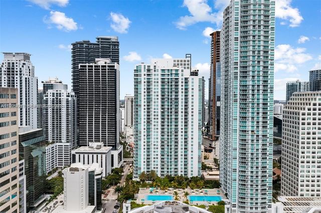951 Brickell Ave 801, Miami, FL 33131
