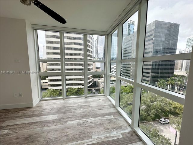 951 Brickell Ave 801, Miami, FL 33131
