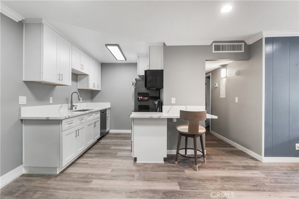 576 N Bellflower 222, Long Beach, CA 90814 — photo 5