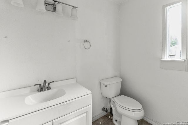 7507 Sweet Valley, San Antonio, TX 78242