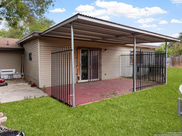 7507 Sweet Valley, San Antonio, TX 78242