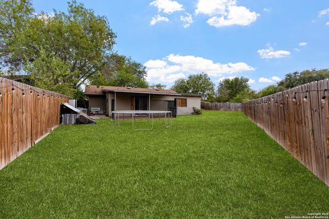 7507 Sweet Valley, San Antonio, TX 78242